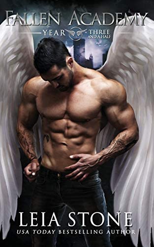 غلاف كتاب Fallen Academy: Year Three And A Half بقلم ليا ستون غلاف كتاب Fallen Academy: Year Three And A Half بقلم ليا ستون